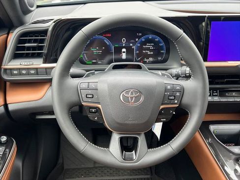 Certified 2026 Toyota Crown Signia w/ Advanced Technology Package AWD/4WD image 23