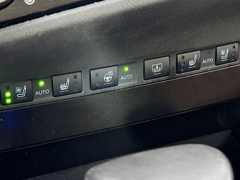 Used 2023 Lexus ES 300h w/ Accessory Package (Z1) FWD image 28