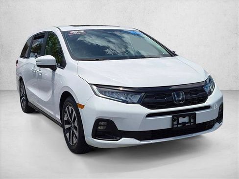 Used 2025 Honda Odyssey EX-L image 3