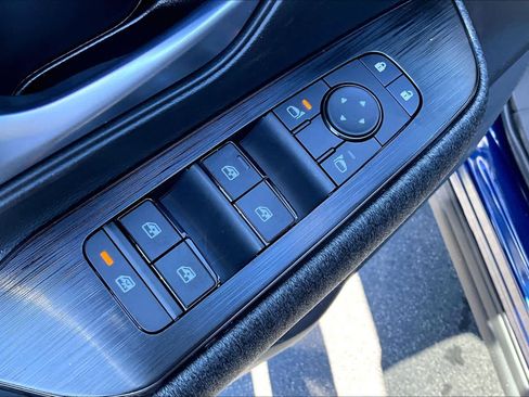 New 2026 Nissan Kicks SV image 19