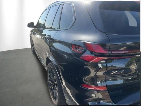 Certified 2025 BMW X5 xDrive40i w/ Executive Package AWD/4WD image 8