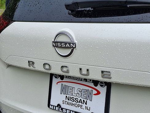 Certified 2023 Nissan Rogue SV AWD/4WD image 23