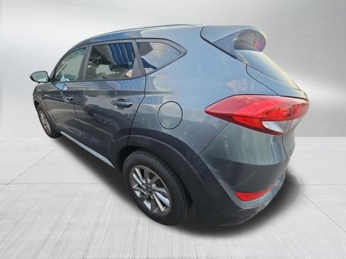 Used 2017 Hyundai Tucson SE w/ SE Popular Package 02 FWD image 6