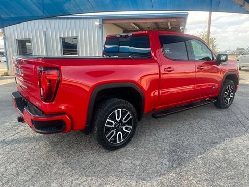 Used 2021 GMC Sierra 1500 AT4 w/ AT4 Value Package AWD/4WD image 6