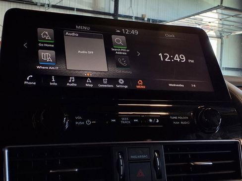 Used 2022 Nissan Armada SL w/ Captain's Chairs Package image 25