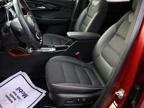 Used 2023 Chevrolet TrailBlazer RS w/ Sun and Liftgate Package image 41