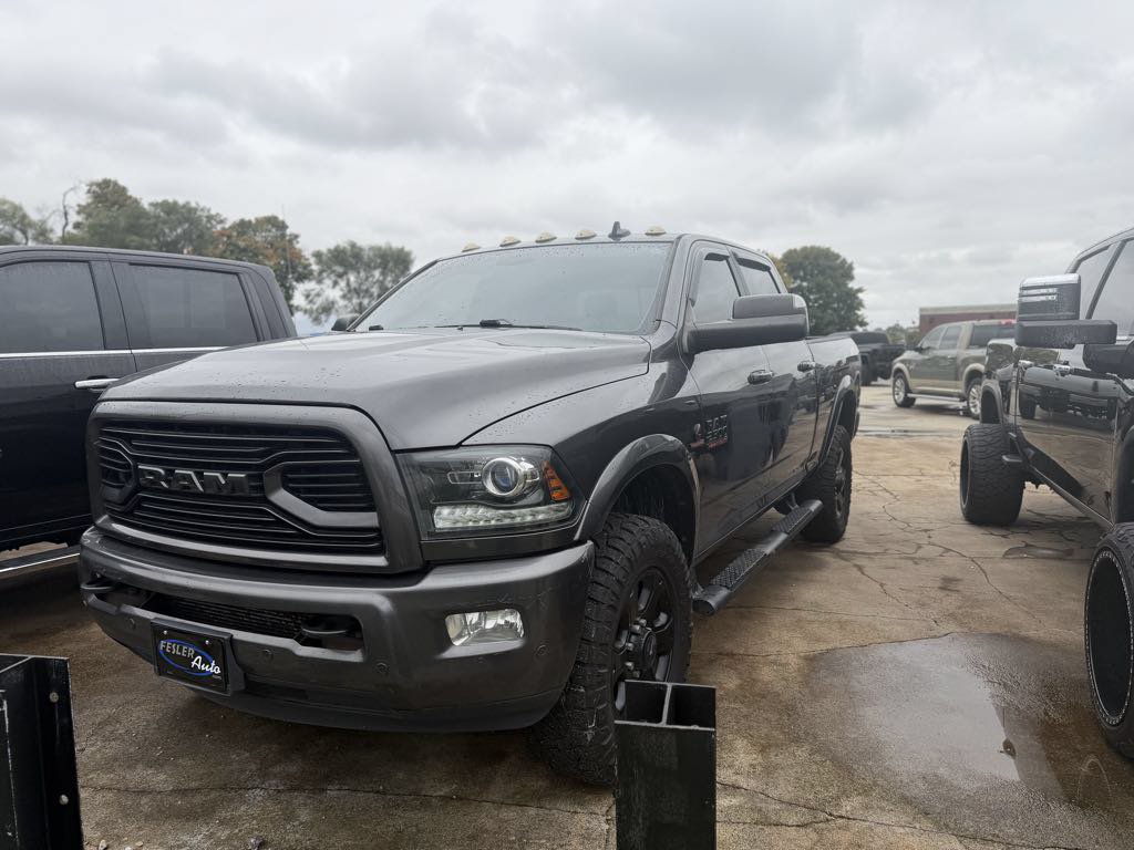 Used 2018 RAM 2500 Laramie w/ Sport Appearance Group AWD/4WD image 2