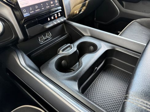 Used 2024 RAM 1500 Laramie image 17