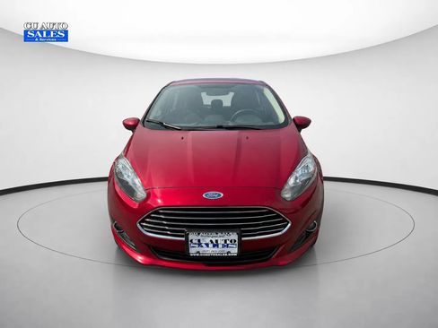 Used 2017 Ford Fiesta SE w/ Equipment Group 201A FWD image 2