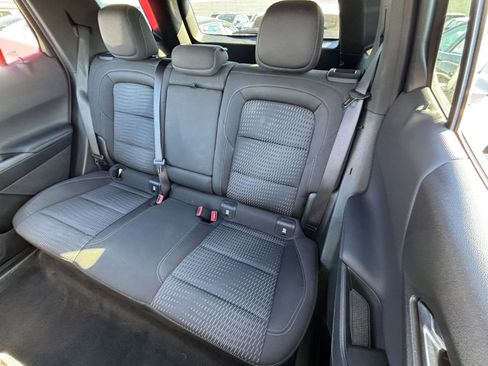 Used 2025 Chevrolet Equinox LT image 39