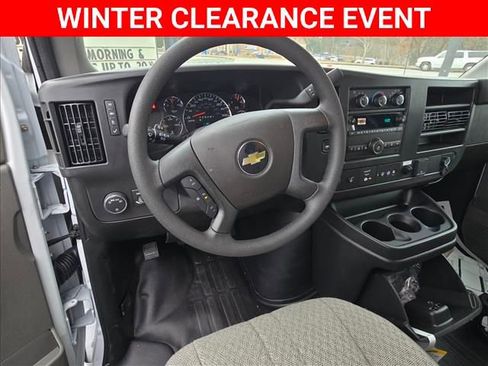 New 2025 Chevrolet Express 3500 Work Van w/ Power Convenience Package image 17