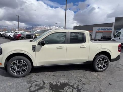Used 2025 Ford Maverick Lariat AWD/4WD image 4
