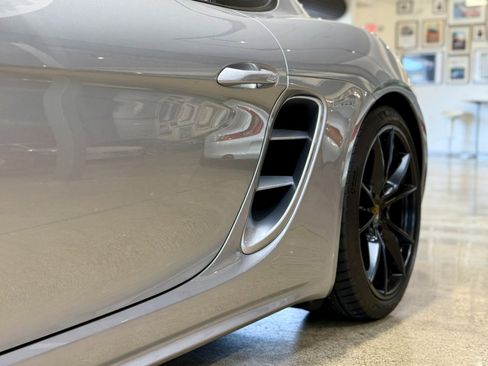 Used 2018 Porsche 718 Cayman GTS image 50