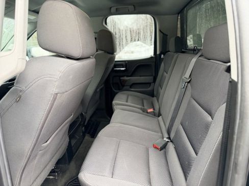 Used 2019 GMC Sierra 1500 SLE w/ SLE Value Package image 24