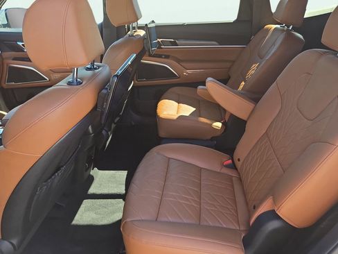 New 2025 Kia Telluride SX image 19