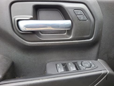 Certified 2022 Chevrolet Silverado 1500 Custom Trail Boss w/ LPO, Dark Essentials Package image 12