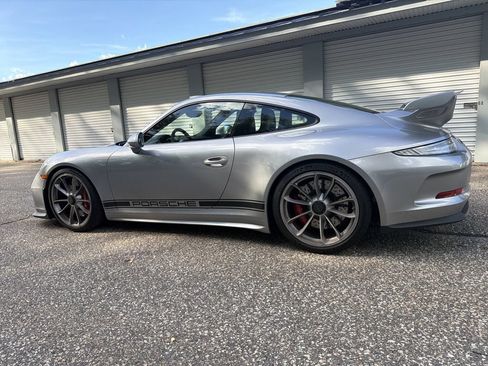 Used 2015 Porsche 911 GT3 RWD image 5