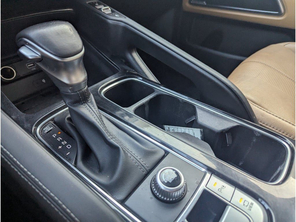 Used 2021 Kia Telluride SX w/ Towing Package FWD image 24