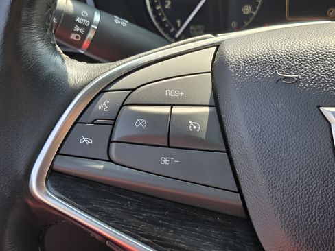 Used 2023 Cadillac XT5 Premium Luxury FWD image 21