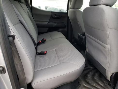 Used 2020 Toyota Tacoma SR AWD/4WD image 16