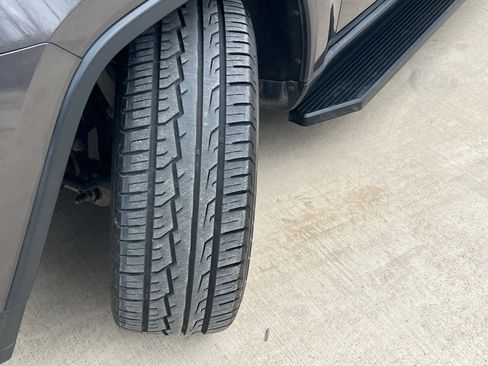 Used 2020 Jeep Grand Cherokee Limited image 9