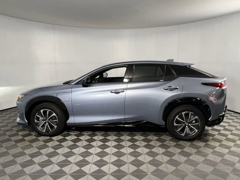 Used 2023 Lexus RZ 450e Premium image 10