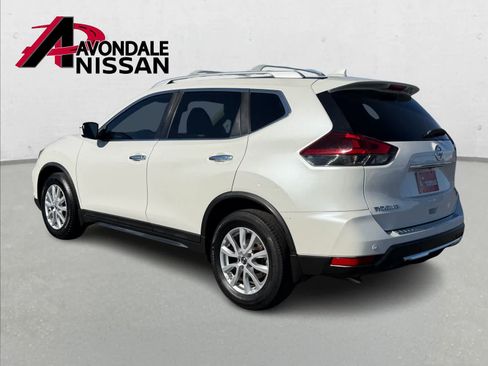 Certified 2020 Nissan Rogue SV FWD image 4