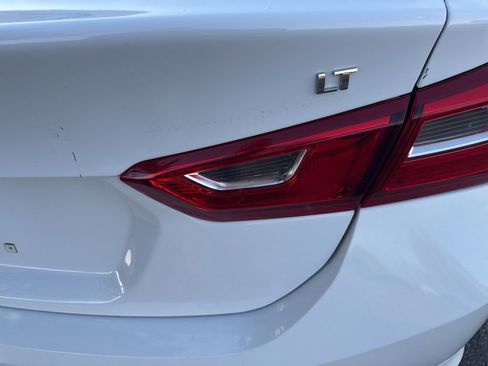 Used 2023 Chevrolet Malibu LT image 9