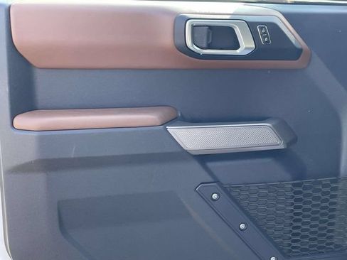 Certified 2023 Ford Bronco Outer Banks AWD/4WD image 13