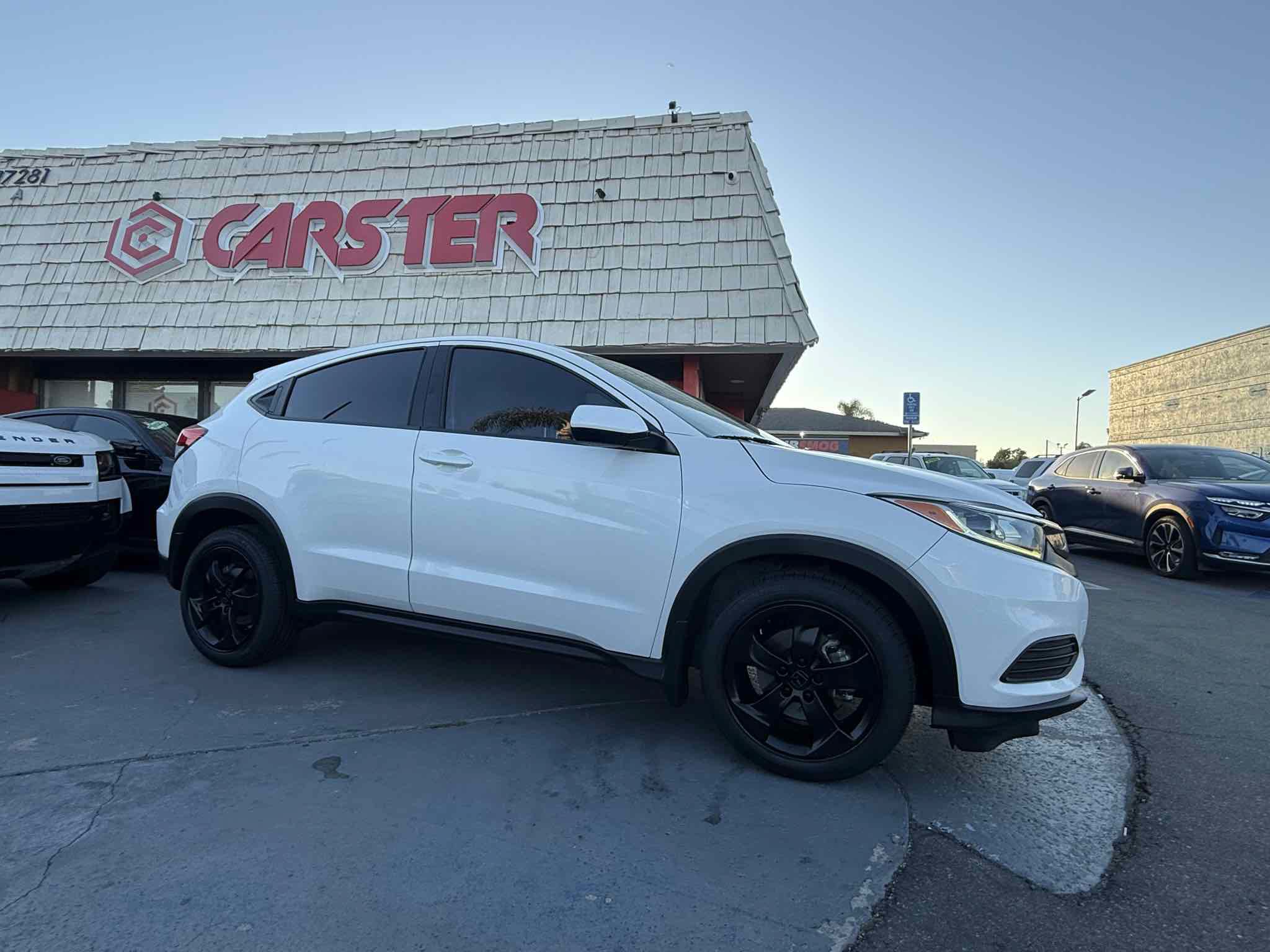 Used 2020 Honda HR-V LX image 47
