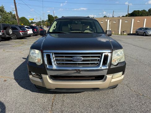 Used 2006 Ford Explorer Eddie Bauer RWD image 2
