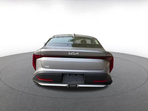 Used 2025 Kia K4 LXS image 12