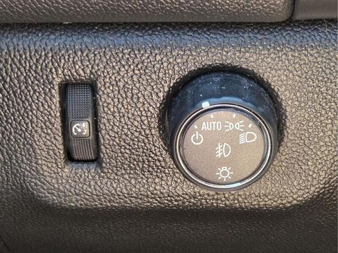 Used 2021 Chevrolet Colorado LT w/ LT Convenience Package RWD image 29