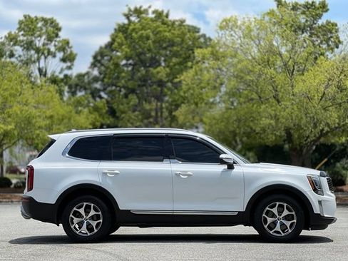 Used 2020 Kia Telluride EX FWD image 4