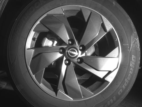 Used 2025 Nissan Rogue SV AWD/4WD image 12