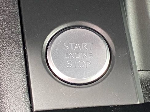 Used 2022 Audi A5 2.0T Premium Plus w/ Premium Plus image 18