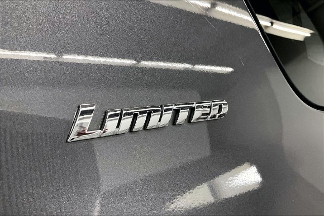 Used 2023 Toyota 4Runner Limited AWD/4WD image 34