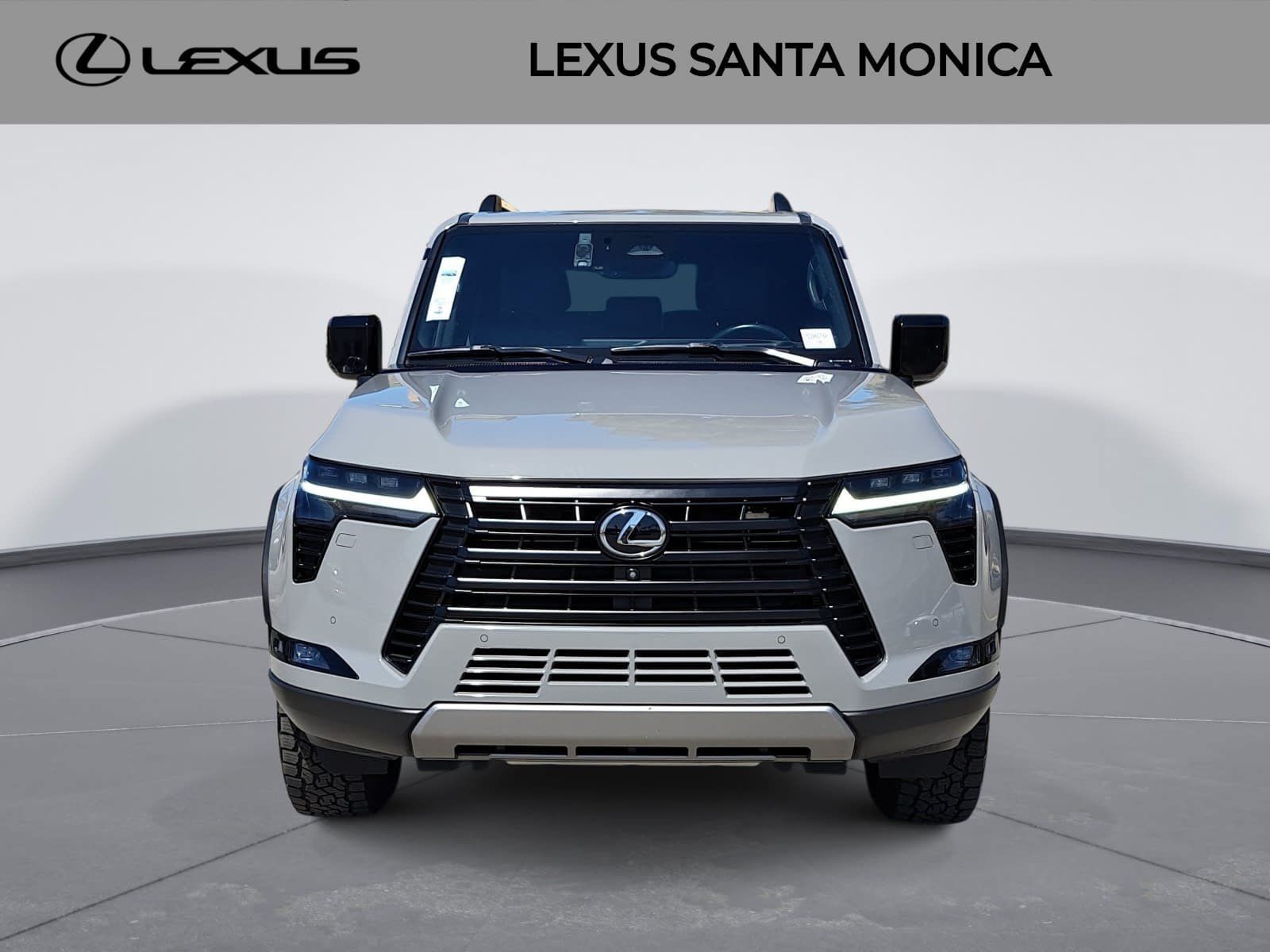 Used 2024 Lexus GX 550 AWD/4WD image 2