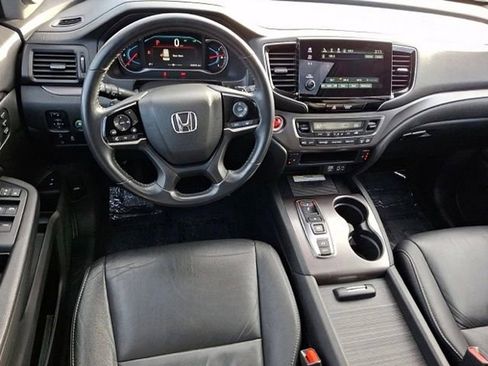 Used 2022 Honda Pilot Special Edition image 2