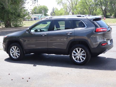Used 2014 Jeep Cherokee Limited AWD/4WD image 8