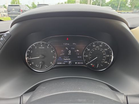 Used 2021 INFINITI QX80 Sensory w/ Cargo Package AWD/4WD image 12