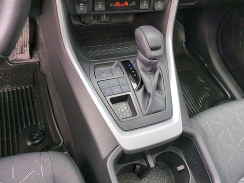 Used 2023 Toyota RAV4 XLE image 15