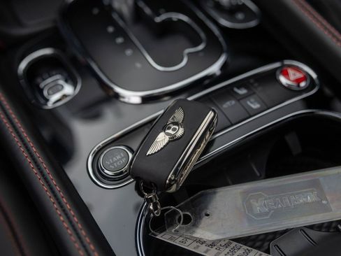 Used 2018 Bentley Flying Spur S V8 AWD/4WD image 55