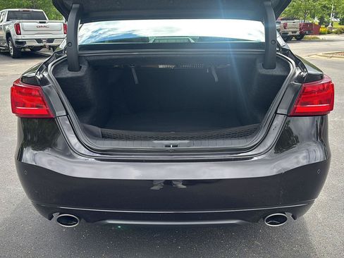 Used 2017 Nissan Maxima 3.5 SL FWD image 19