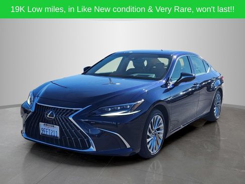 Used 2023 Lexus ES 350 Ultra Luxury FWD image 2