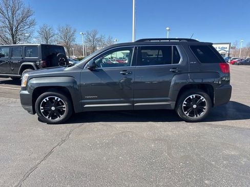 Used 2017 GMC Terrain SLE w/ Nightfall Package image 11