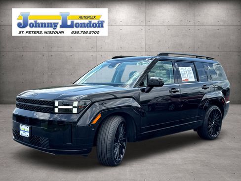 Used 2025 Hyundai Santa Fe Calligraphy AWD/4WD image 4
