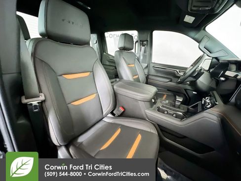 Used 2023 GMC Sierra 1500 AT4 image 17