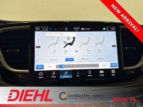 Used 2026 Chrysler Pacifica Limited w/ S Appearance Package image 36