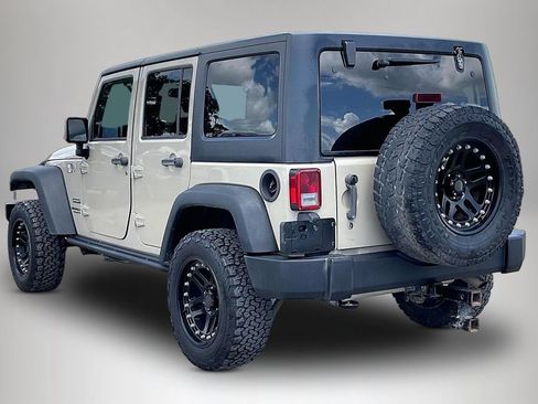 Used 2017 Jeep Wrangler Unlimited Sport w/ Quick Order Package 24S AWD/4WD image 4